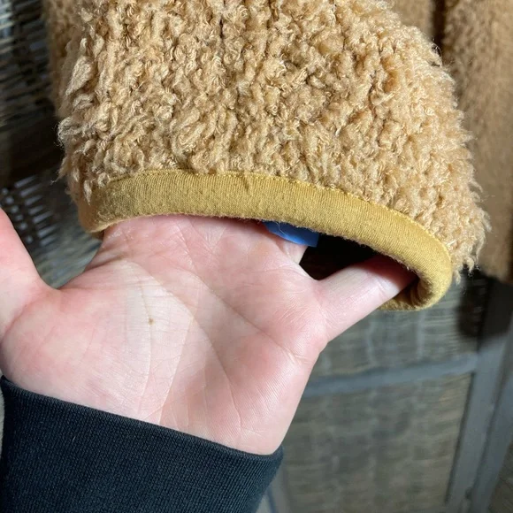 Monrow Wool Camel Teddy Jacket - size S - Picture 4 of 11